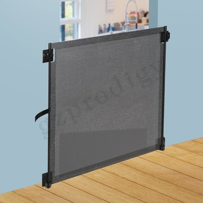 Prodigy Petproof Intrekbare Baby Gate Barrier Meekleurig Lichtgewicht